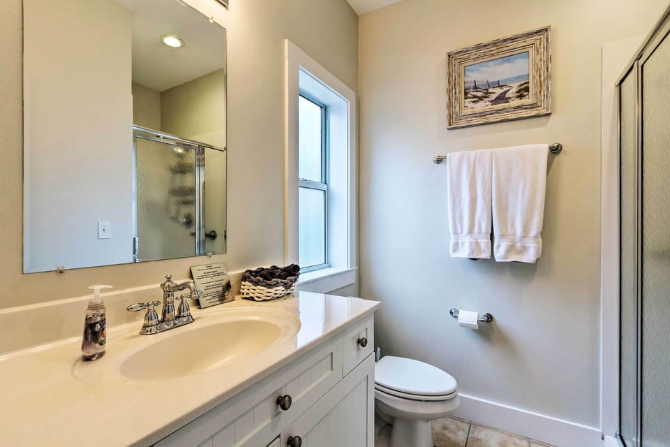 Spacious Miramar Beach Cottage w/ Beach Access! Cottage in Miramar Beach