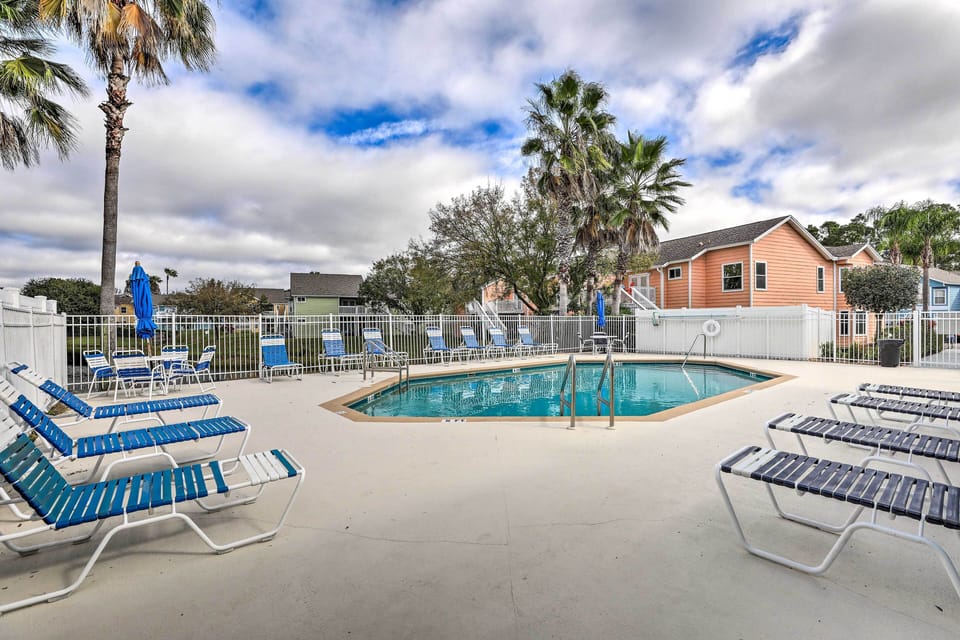 Villa (3 Bedrooms) | Front of property