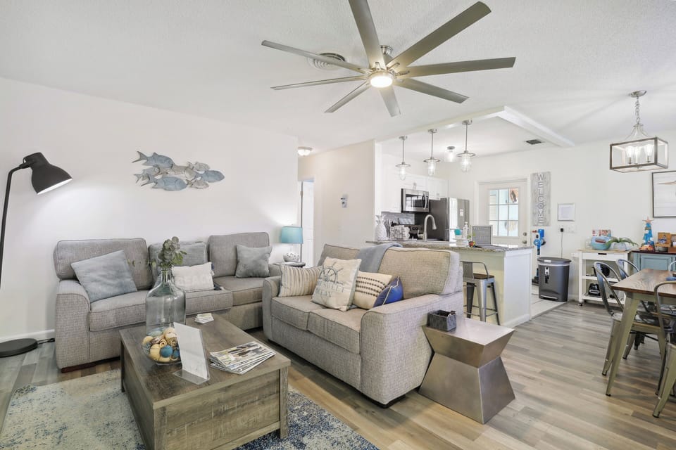 House (3 Bedrooms) | Interior