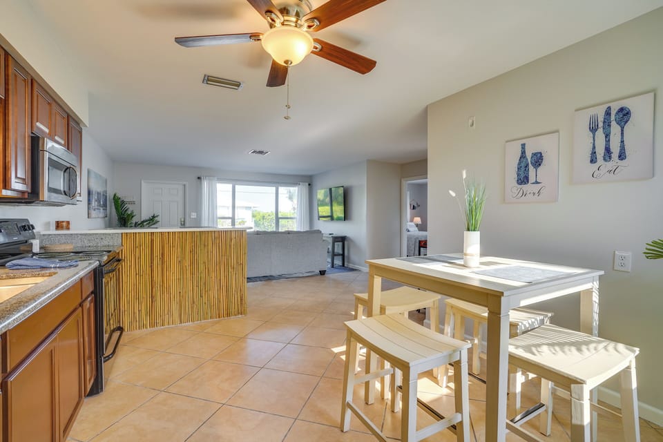 House (2 Bedrooms) | Interior