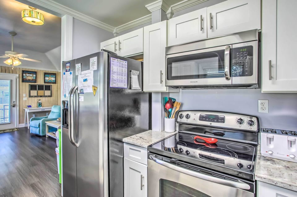 House (2 Bedrooms) | Interior