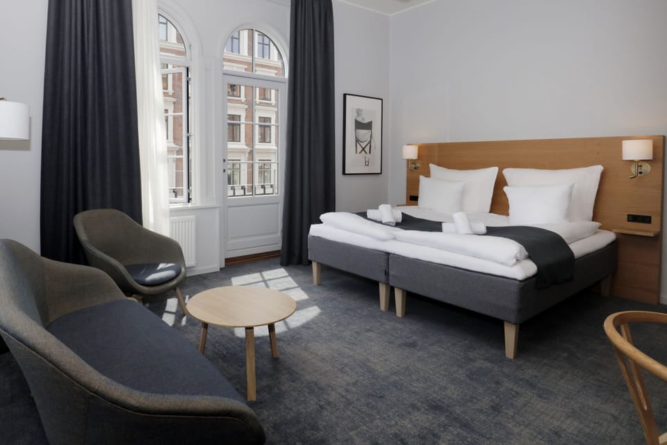 Superior Deluxe Double Room, Canal View | In-room safe, desk, iron/ironing board, free WiFi
