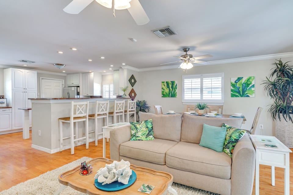 House (2 Bedrooms) | Interior