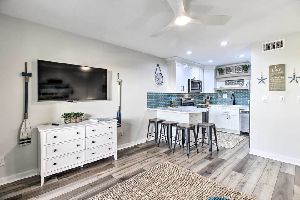 Apartment (1 Bedroom) | Interior