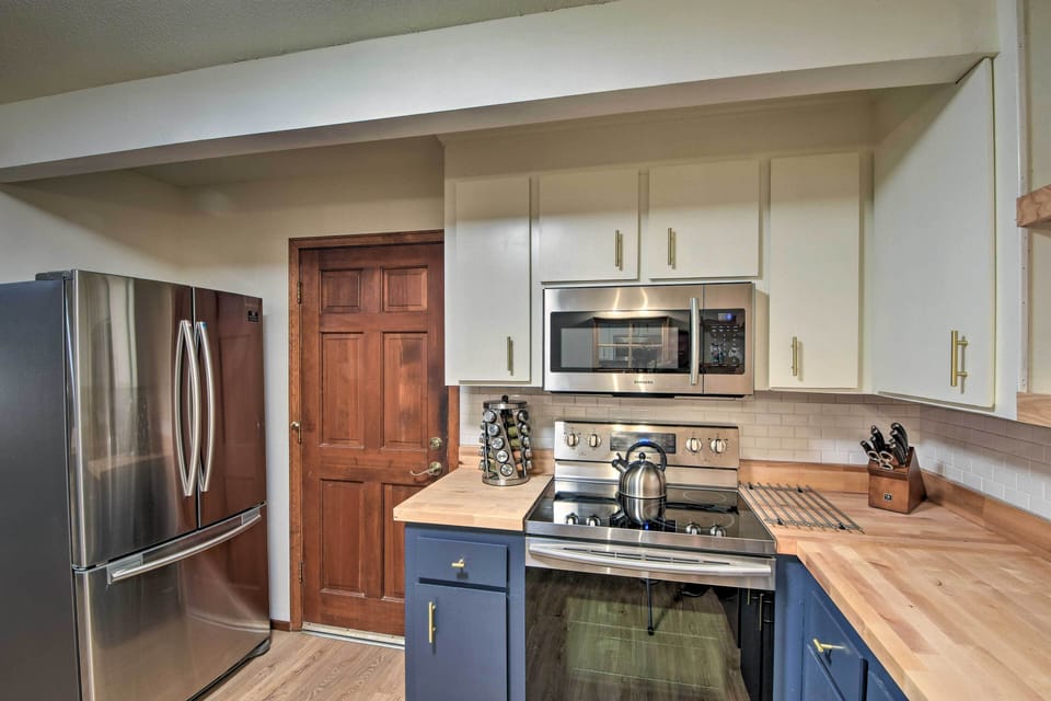 House (2 Bedrooms) | Interior