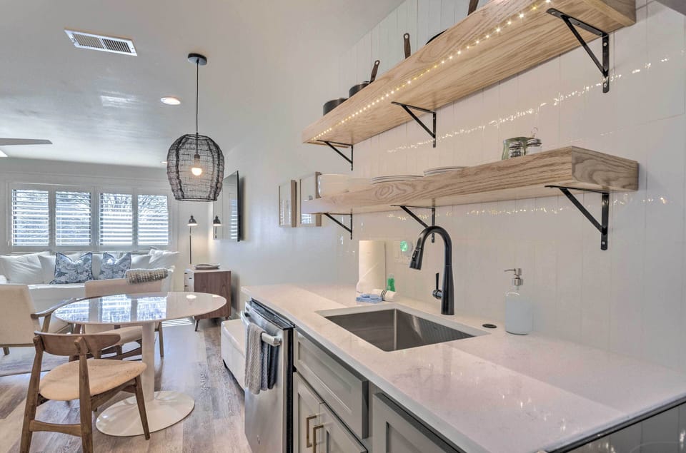 Apartment (0 Bedroom) | Interior
