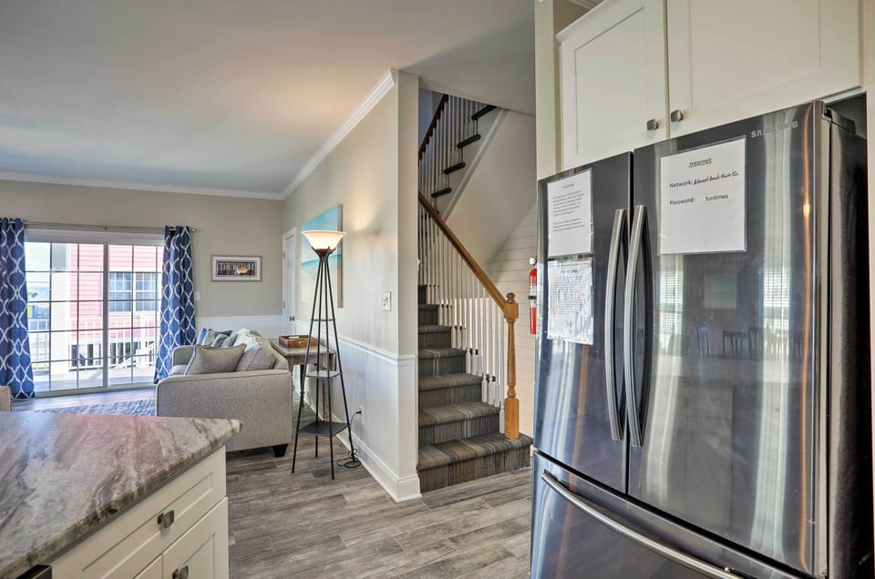 House (6 Bedrooms) | Interior