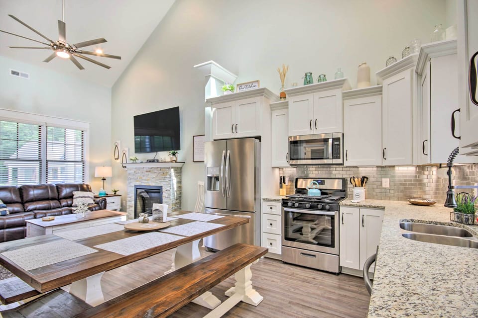 Cottage (2 Bedrooms) | Interior