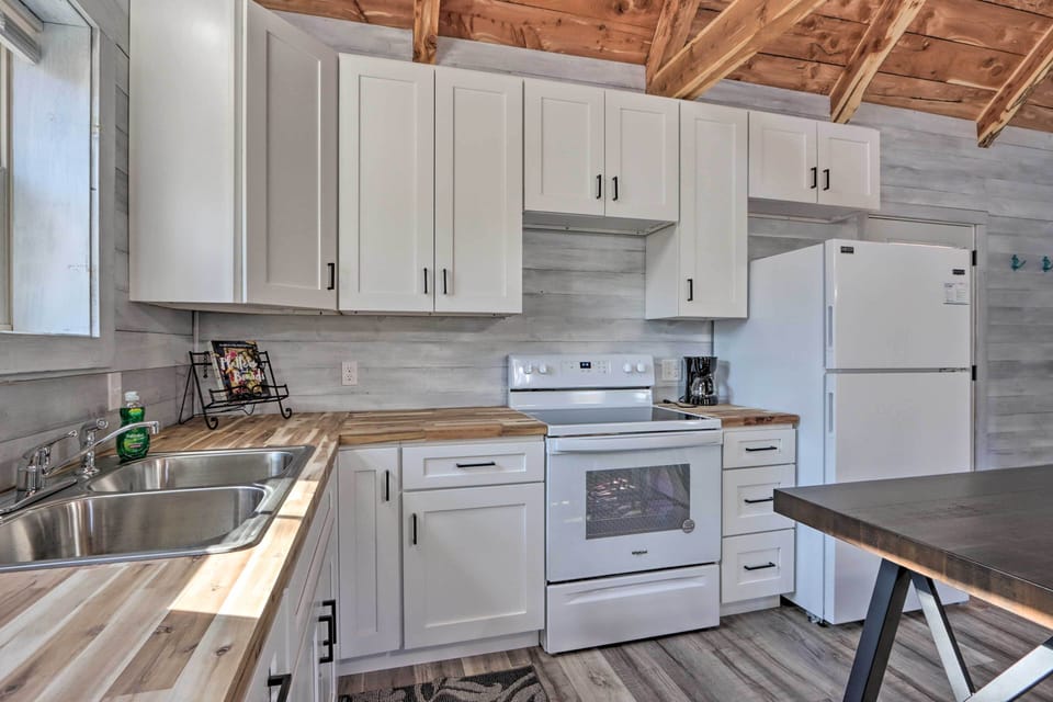 House (2 Bedrooms) | Interior