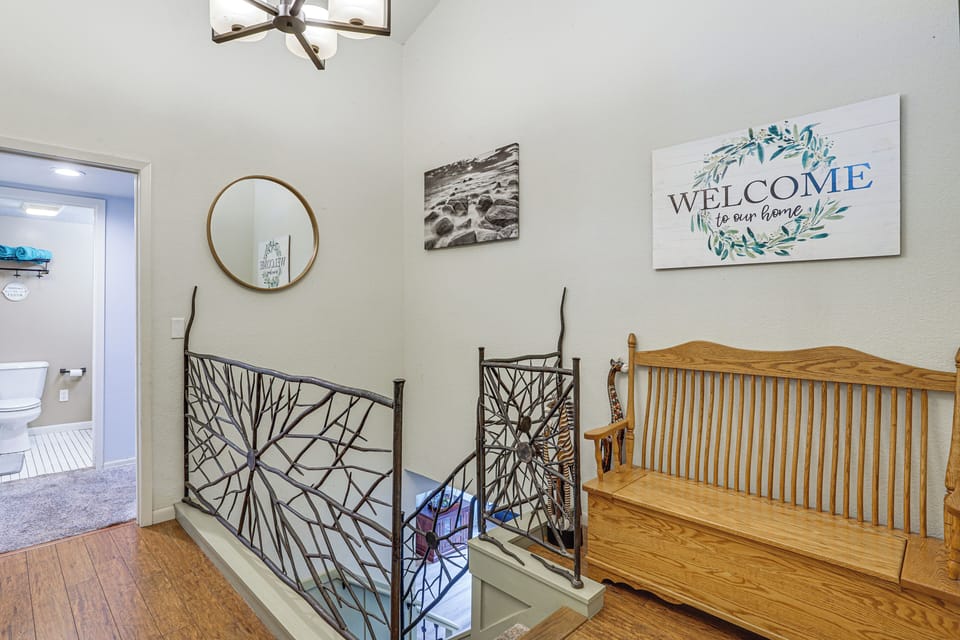 Osage Beach Home: Deck, Pool Access Cottage in Lake of the Ozarks