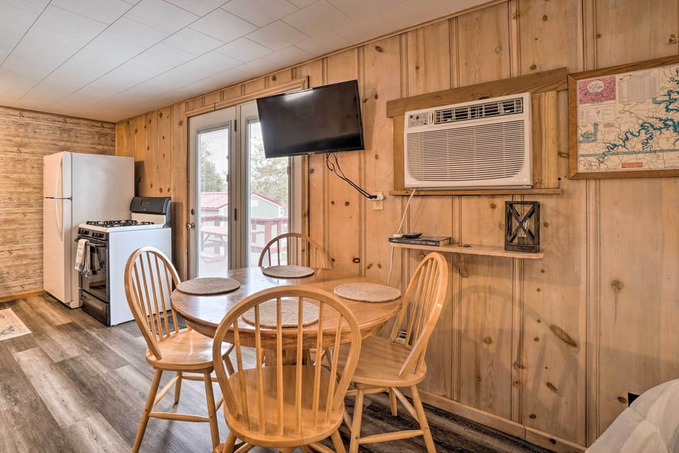 House (1 Bedroom) | Interior