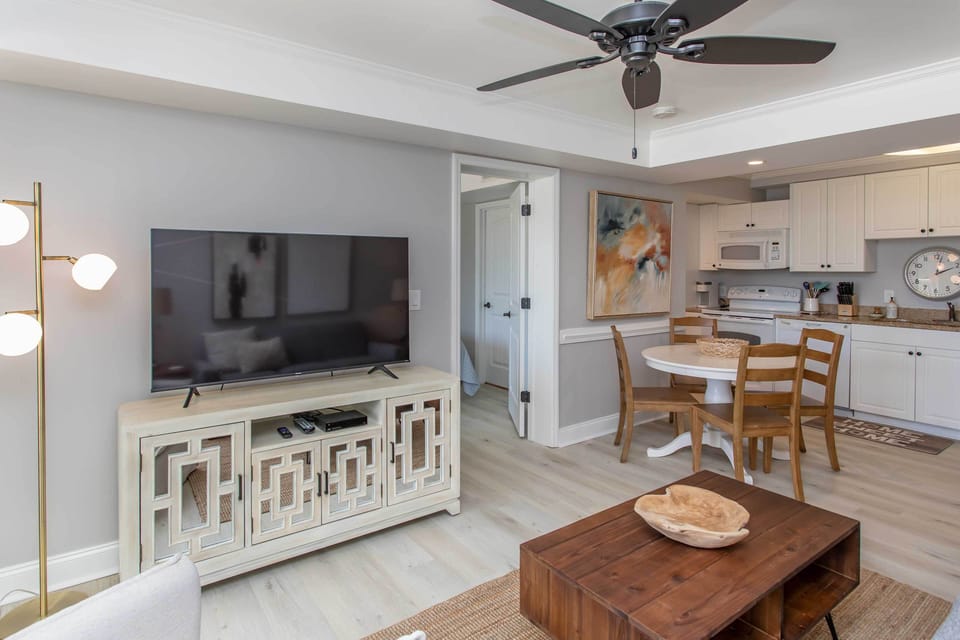 Apartment (1 Bedroom) | Interior