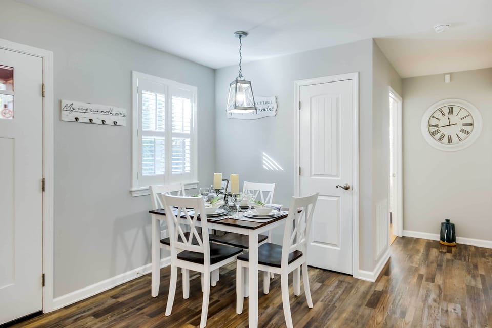 House (2 Bedrooms) | Interior