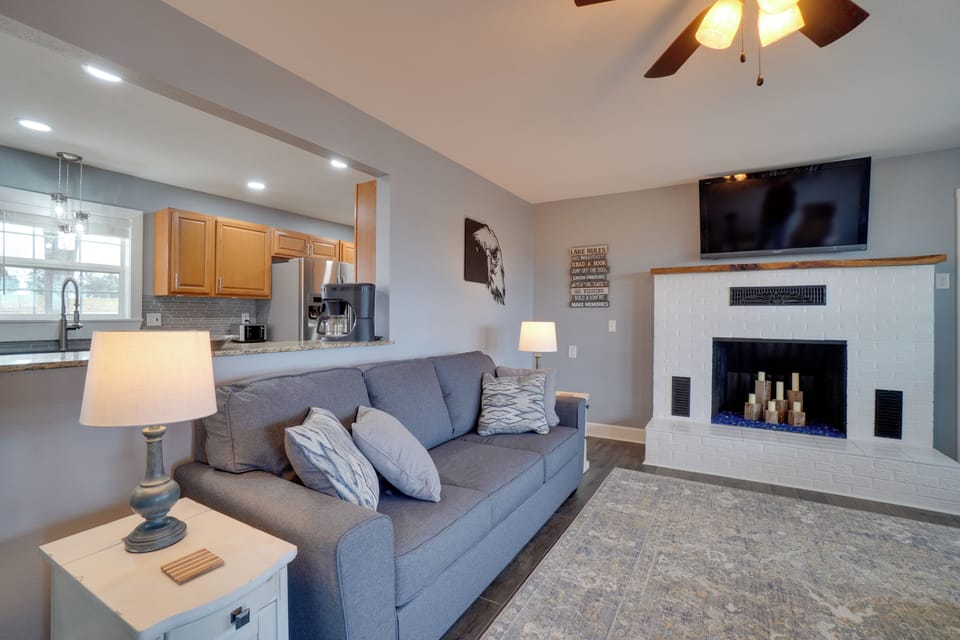 House (2 Bedrooms) | Interior