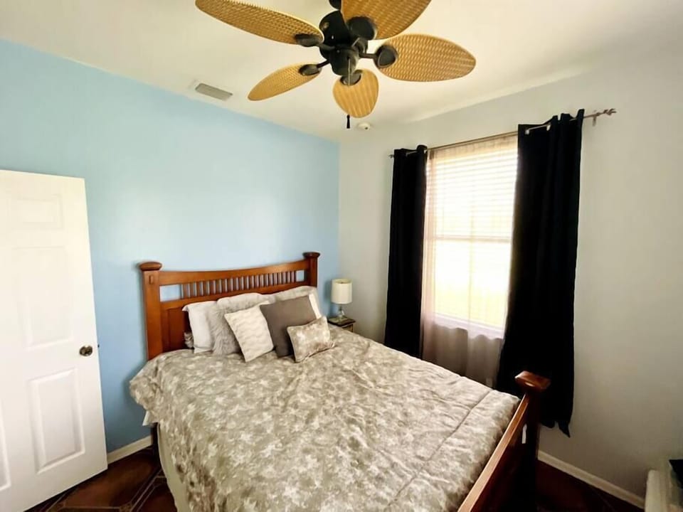 Bedroom (2)