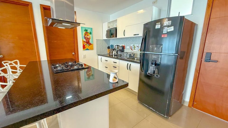 Standard Apartment | Private kitchen | Fridge, microwave, dishwasher, blender