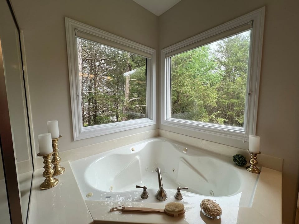 This is the soaking tub in main level master suite. 