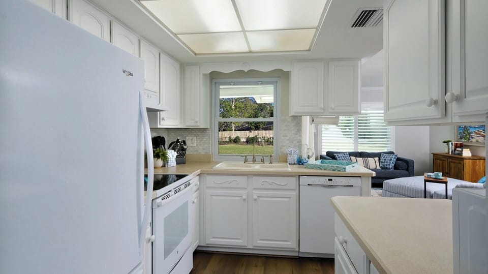 Nicely Appointed Kitchen Area