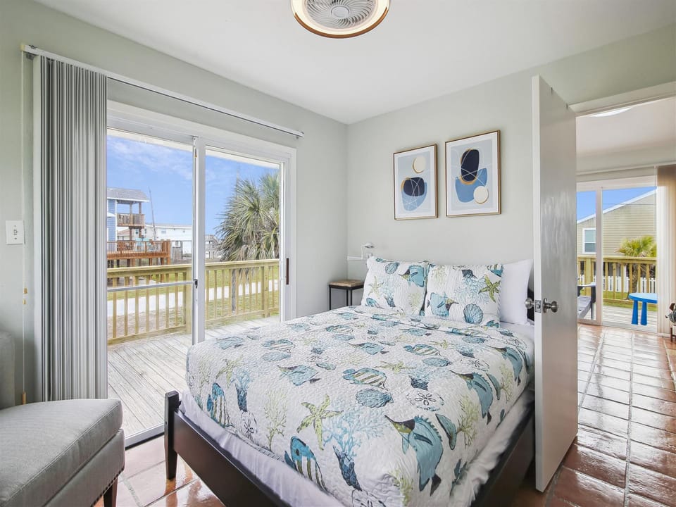 House (2 Bedrooms) | Property amenity