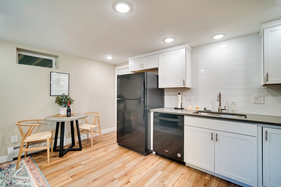 Apartment (1 Bedroom) | Interior