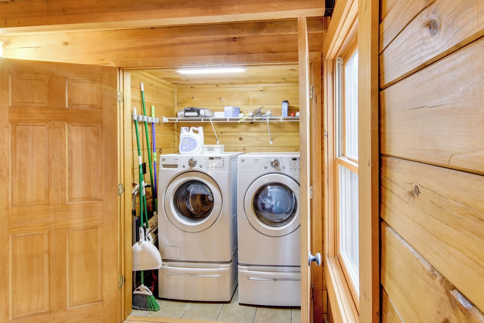 1 Mi to Slopes! Family-friendly Massanutten Cabin Cottage in Massanutten