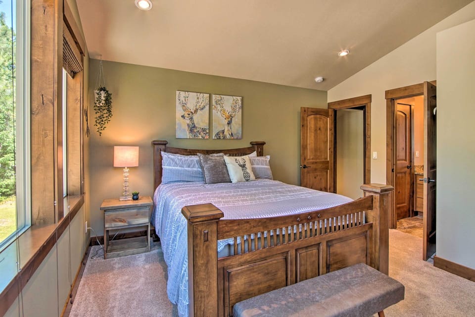 House (3 Bedrooms) | Interior
