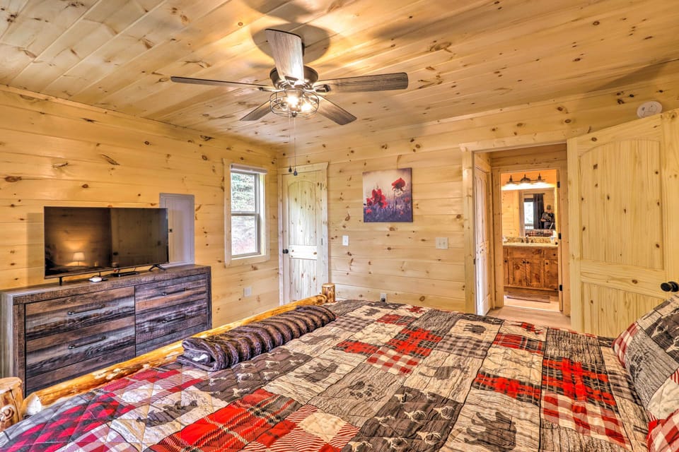 House (2 Bedrooms) | Interior