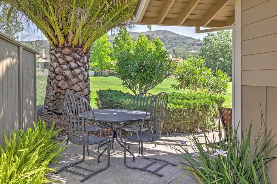 Apartment (3 Bedrooms) | Front of property