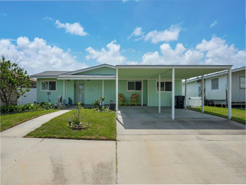 House (3 Bedrooms) | Property amenity