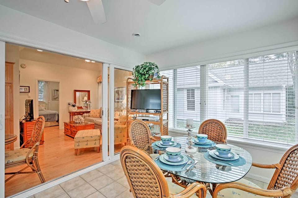 Cottage (2 Bedrooms) | Front of property