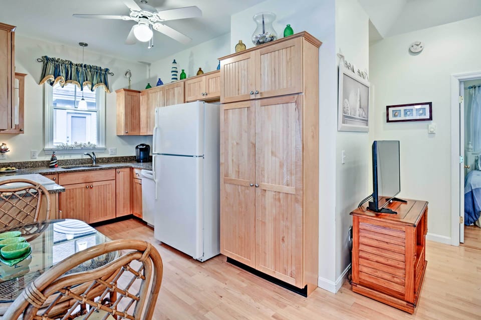 Cottage (2 Bedrooms) | Interior