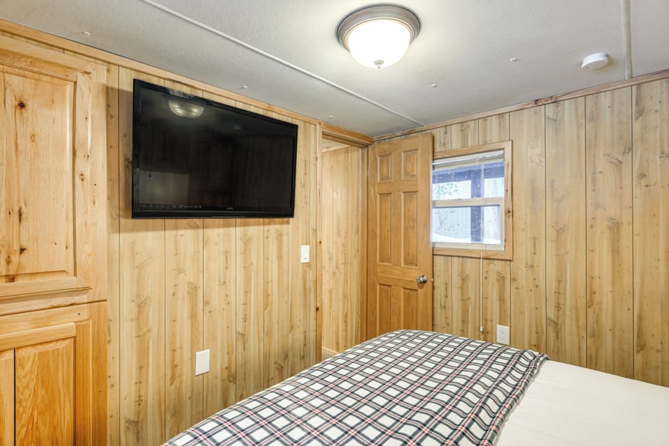 House (1 Bedroom) | Interior