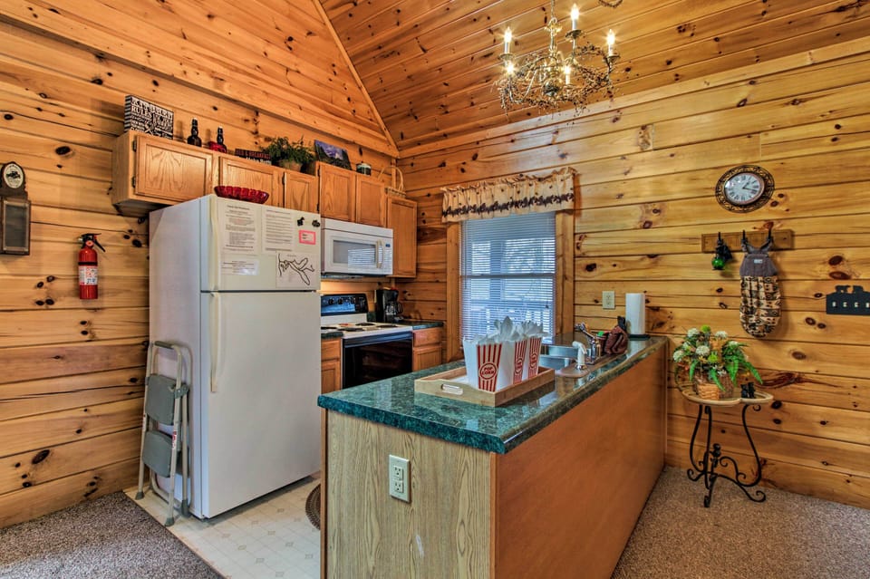 House (2 Bedrooms) | Interior