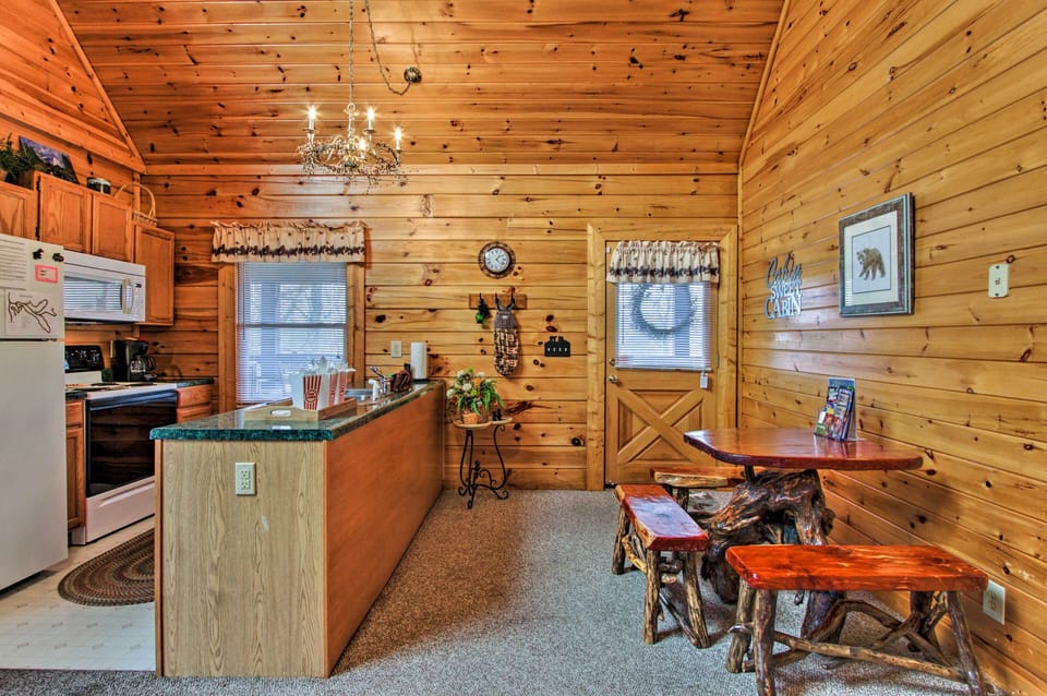 House (2 Bedrooms) | Interior