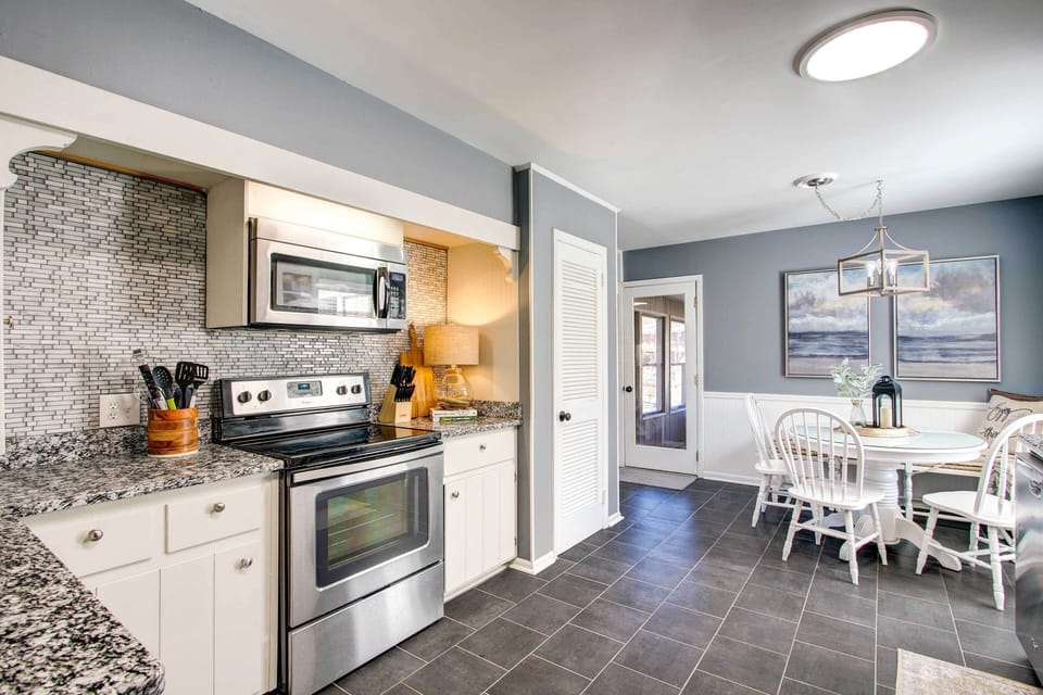 House (4 Bedrooms) | Interior