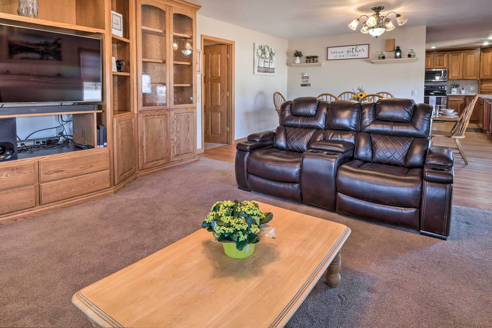 House (4 Bedrooms) | Interior