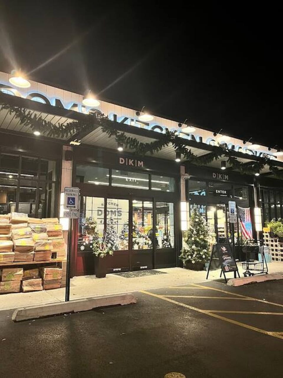Dom`s Kitchen & Market, great place for groceries, full coffee-bar, nice liquor/wine/beer selection, prepared hot meals with comfortable indoor & outdoor seating.