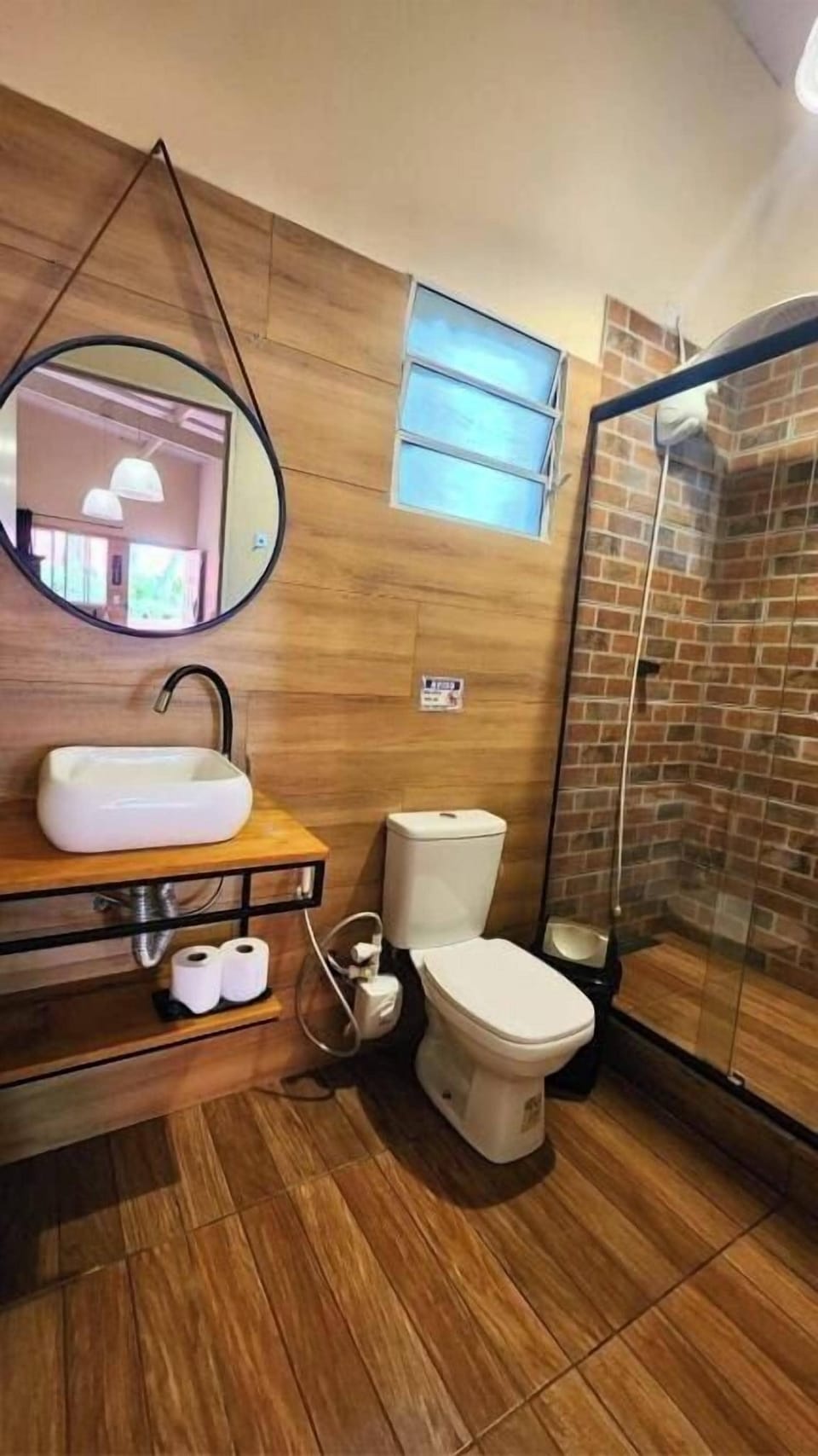 Traditional Suite | Bathroom | Towels, soap