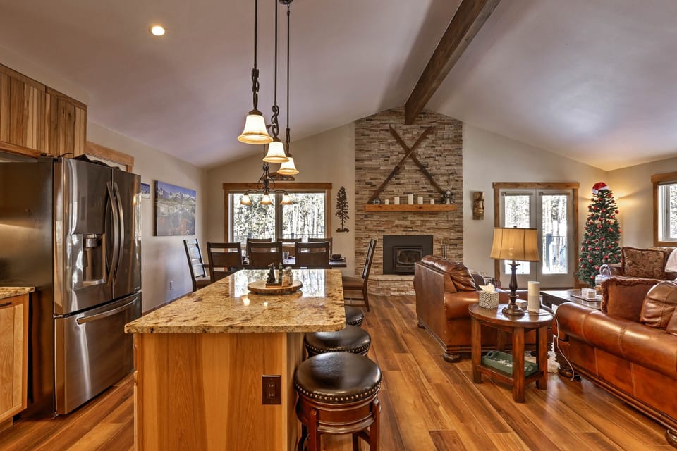 House (4 Bedrooms) | Interior