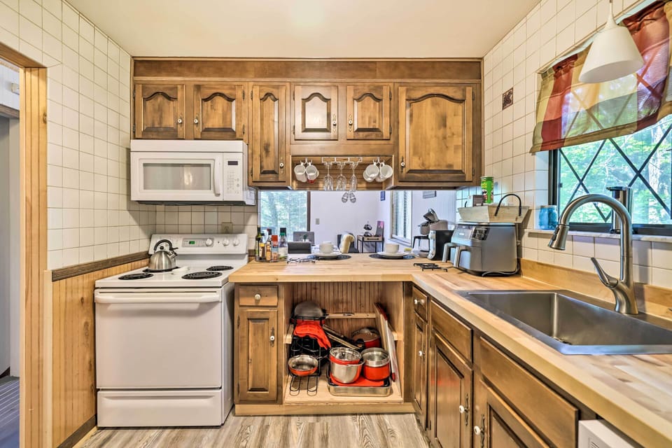 House (3 Bedrooms) | Interior
