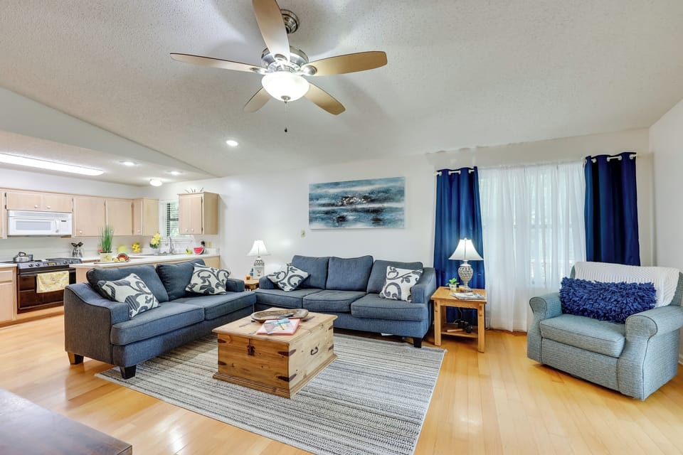 House (2 Bedrooms) | Interior