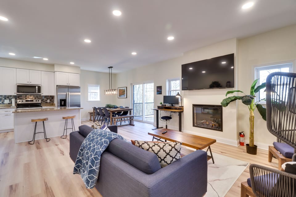 House (3 Bedrooms) | Front of property