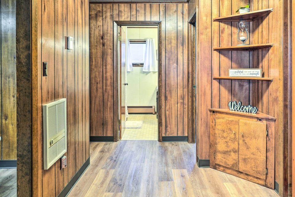 House (2 Bedrooms) | Interior