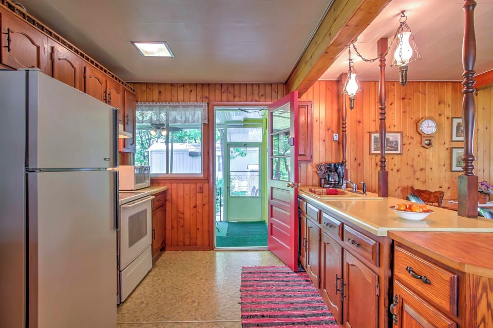 Cottage (2 Bedrooms) | Interior