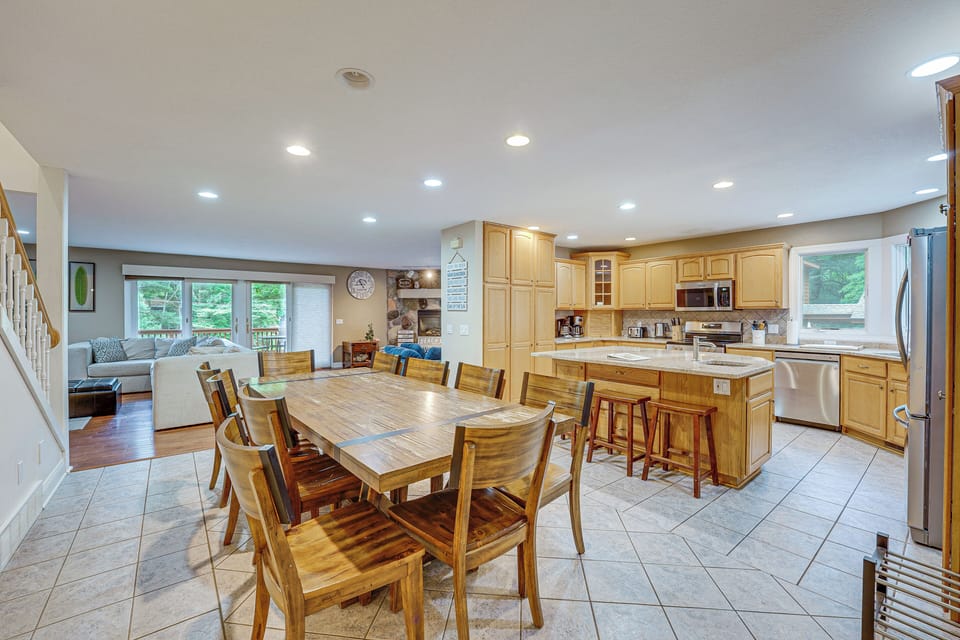 House (5 Bedrooms) | Interior