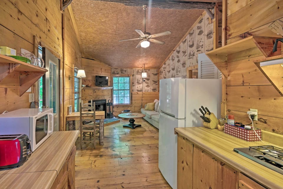 House (2 Bedrooms) | Interior