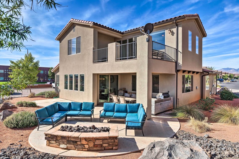House (4 Bedrooms) | Front of property