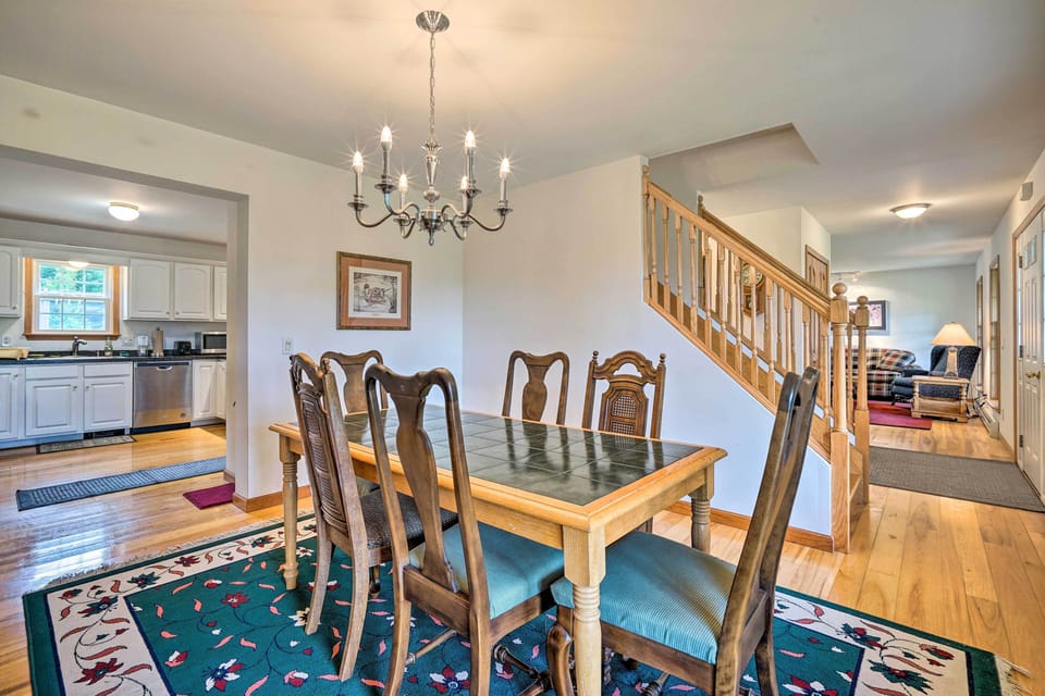 House (3 Bedrooms) | Interior