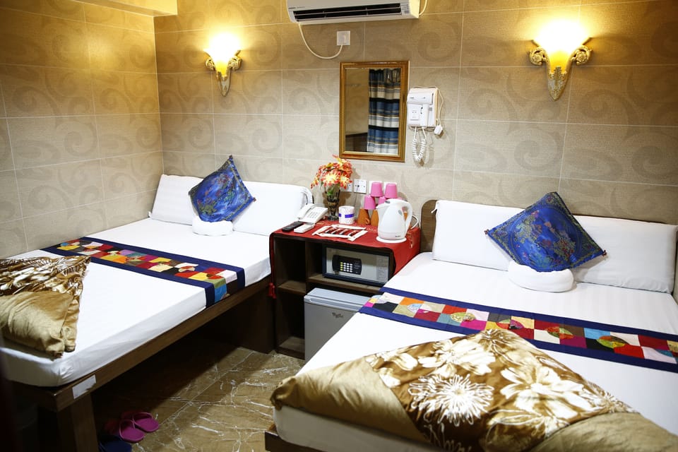 In-room safe, soundproofing, free WiFi