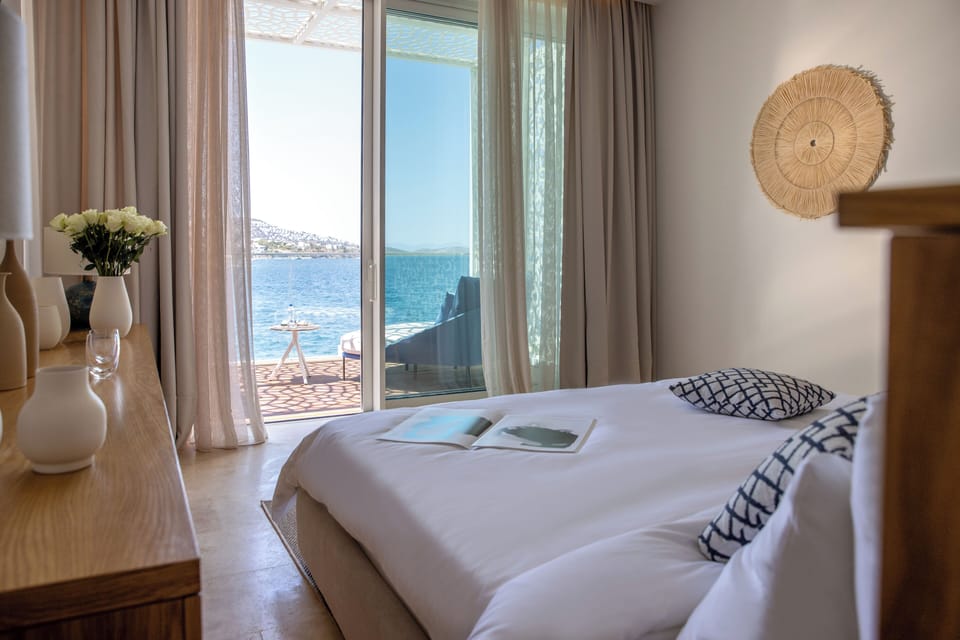 Villa, 2 Bedrooms, Private Pool, Sea View (Panoramic) | Egyptian cotton sheets, premium bedding, Select Comfort beds, minibar